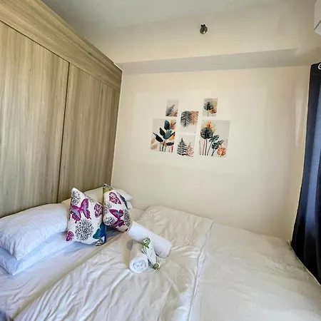 Fame Residence Retreat Cozy 1Br With Balcony